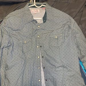 Long sleeve button up